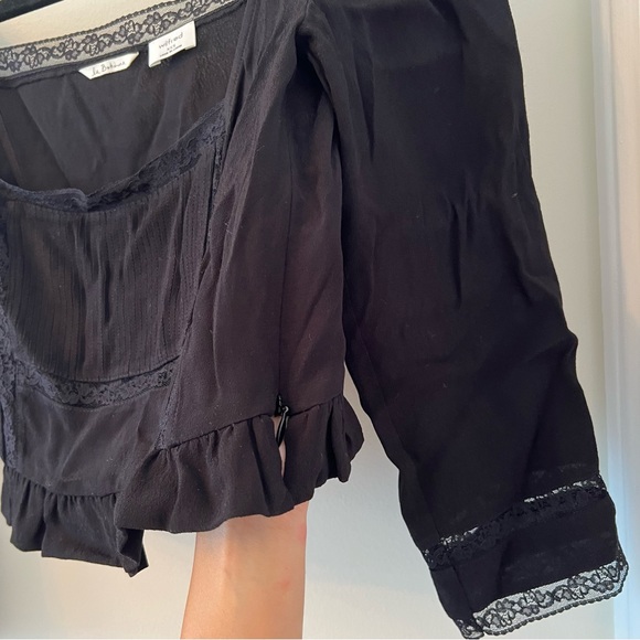 Aritzia Wilfred black blouse size US XXS boheme collection, new condition - Picture 3 of 6